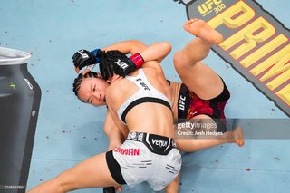 Weili Zhang feet photo 2