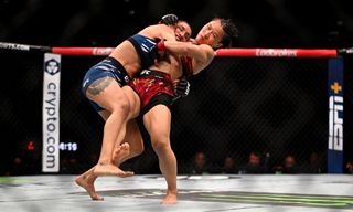 Weili Zhang feet photo 2