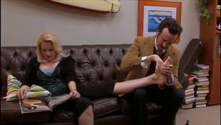 Wendi McLendon-Covey feet photo thumbnail