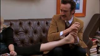 Wendi McLendon-Covey feet photo thumbnail