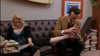 Wendi McLendon-Covey feet photo thumbnail