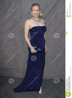 Wendi McLendon-Covey feet photo thumbnail