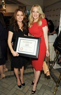 Wendi McLendon-Covey feet photo thumbnail
