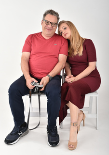 Wendi McLendon-Covey feet photo thumbnail