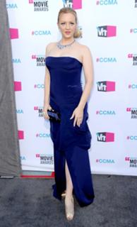 Wendi McLendon-Covey feet photo thumbnail