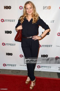 Wendi McLendon-Covey feet photo thumbnail