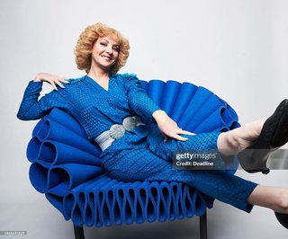Wendi McLendon-Covey feet photo thumbnail