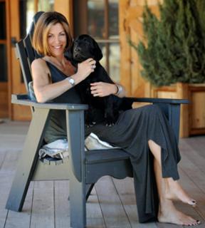 Wendie Malick feet photo thumbnail