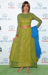 Wendie Malick feet photo thumbnail