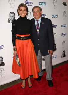 Wendie Malick feet photo thumbnail