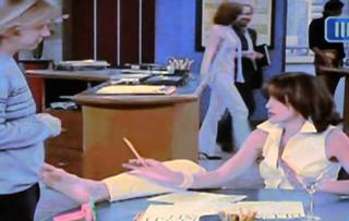 Wendie Malick feet photo thumbnail