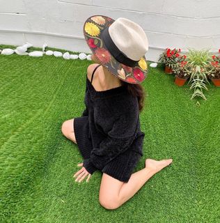 Wendy Braga feet photo 9