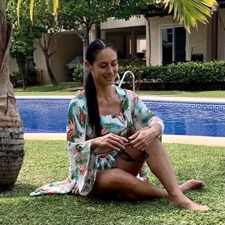 Wendy Braga feet photo 3