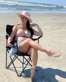 Wendy Braga feet photo 17