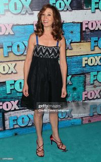 Wendy Makkena feet photo 3