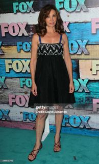 Wendy Makkena feet photo 2