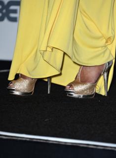 Wendy Raquel Robinson feet photo thumbnail