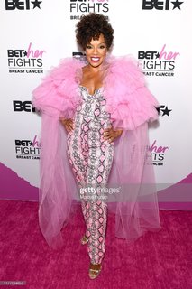 Wendy Raquel Robinson feet photo thumbnail