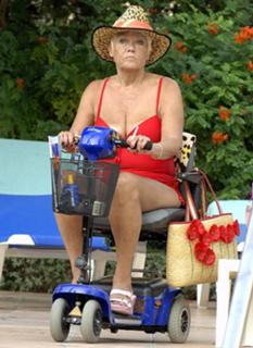 Wendy Richard feet photo 18