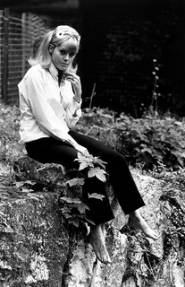 Wendy Richard feet photo 7
