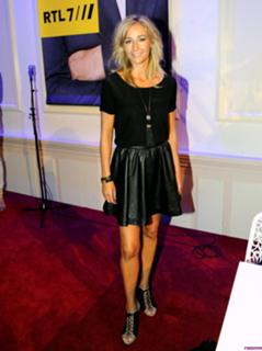 Wendy Van Dijk feet photo 3