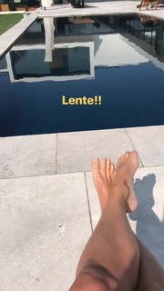 Wendy Van Dijk feet photo 16
