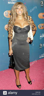 Wendy Williams feet photo thumbnail