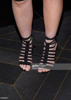 Wendy Wilson feet photo 1