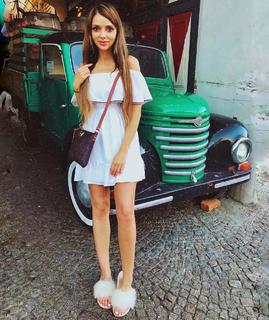 Weronika Heck feet photo 15