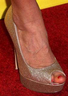 Weronika Rosati feet photo thumbnail