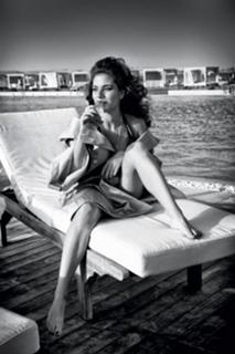 Weronika Rosati feet photo thumbnail