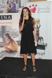 Weronika Rosati feet photo thumbnail