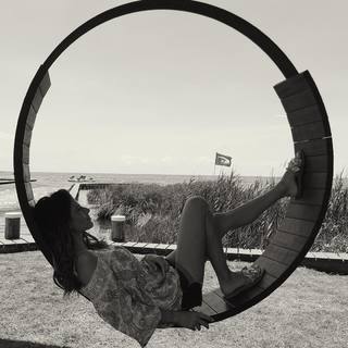 Weronika Rosati feet photo thumbnail