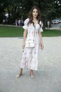 Weronika Rosati feet photo thumbnail