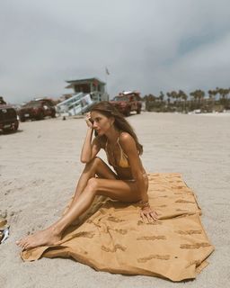 Weronika Rosati feet photo thumbnail