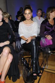 Weronika Rosati feet photo thumbnail