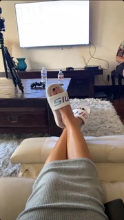 Weronika Sowa feet photo thumbnail