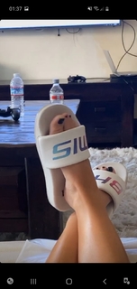 Weronika Sowa feet photo thumbnail
