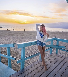 Weronika Sowa feet photo thumbnail