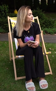 Weronika Sowa feet photo thumbnail