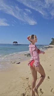 Weronika Sowa feet photo thumbnail