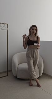 Weronika Sowa feet photo thumbnail