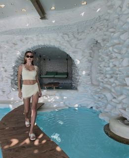 Weronika Sowa feet photo thumbnail