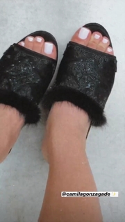 Whendy Tavares feet photo thumbnail