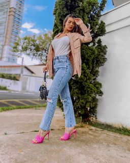 Whendy Tavares feet photo thumbnail