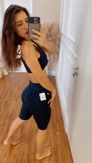 Whendy Tavares feet photo thumbnail