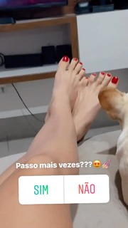 Whendy Tavares feet photo thumbnail