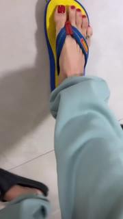 Whendy Tavares feet photo thumbnail