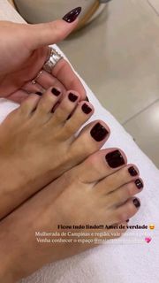 Whendy Tavares feet photo thumbnail