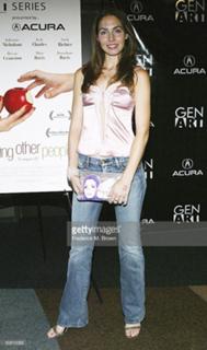 Whitney Cummings feet photo thumbnail